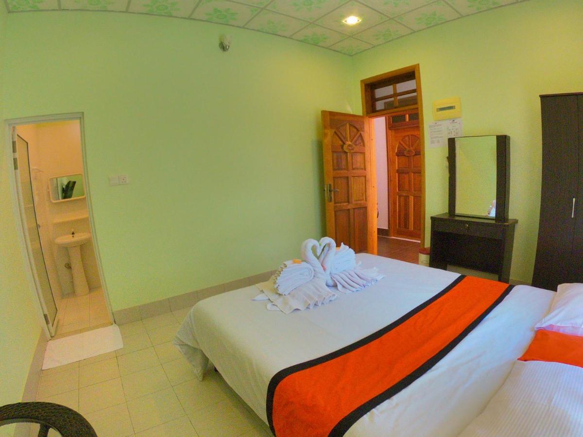 Ras Beach Inn Rasdhoo Zewnętrze zdjęcie
